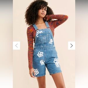 THE RAGGED PRIEST Flower Print Shortalls NWT
